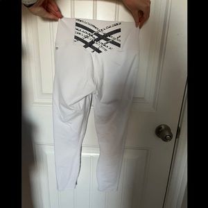 Fabletics NWOT white leggings